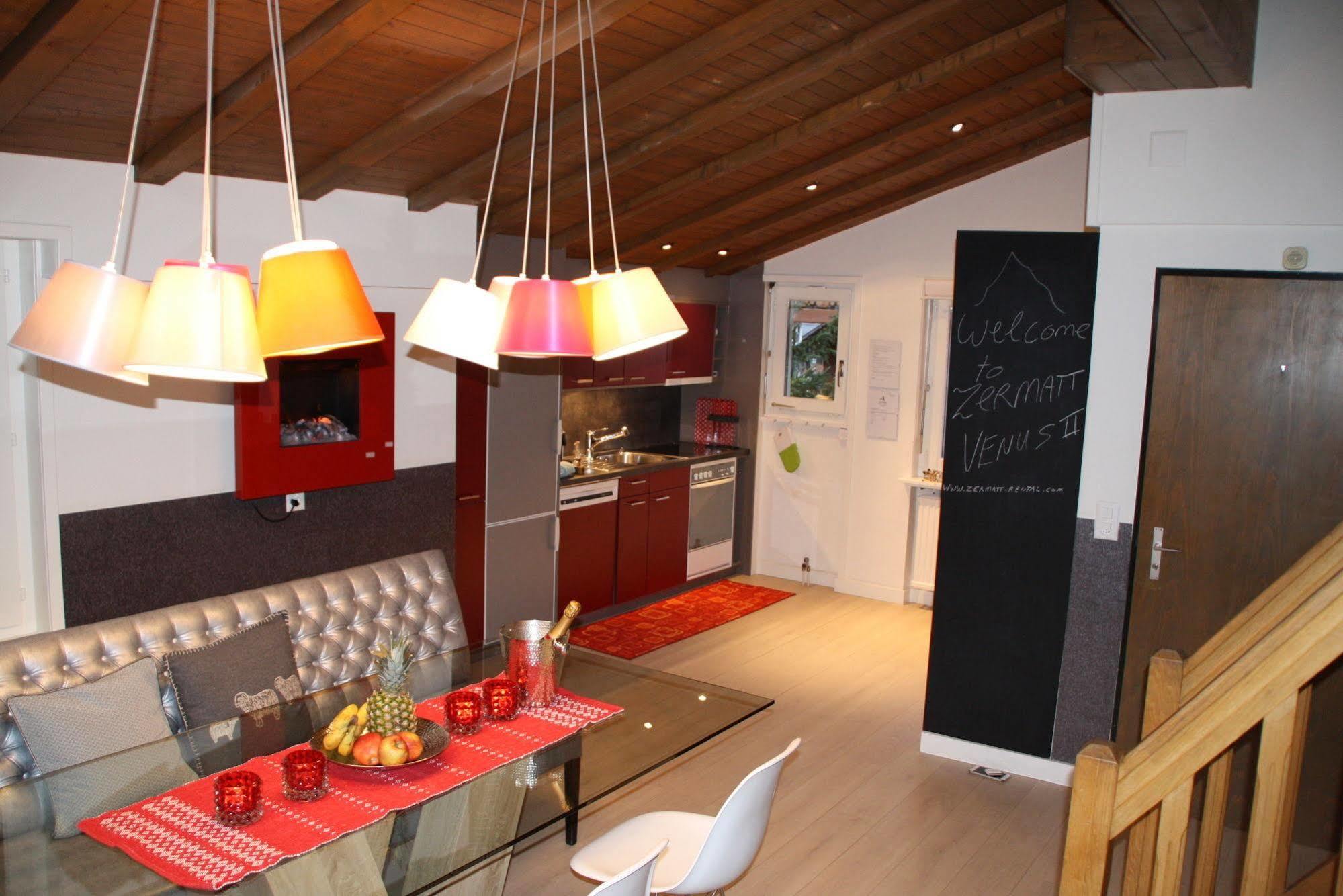 Central & Elegant Apartments,Partially With Fireplace, By Zermatt Rental Экстерьер фото